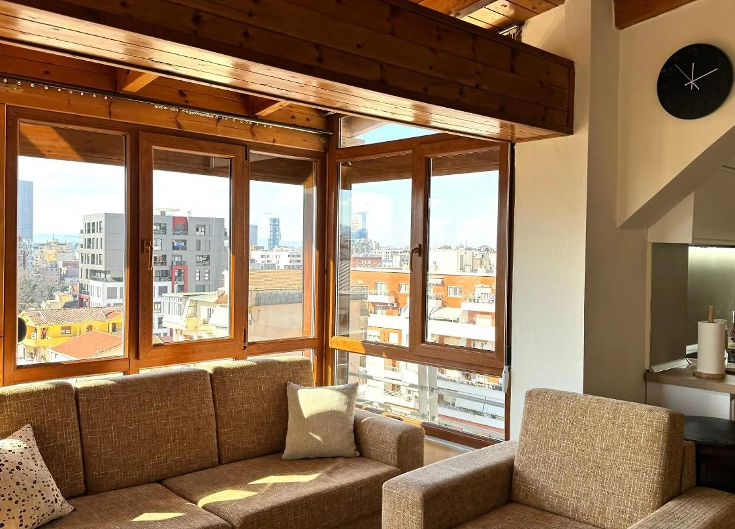 Skyview Oasis Premium Apartment Τίρανα